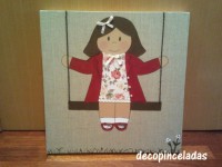 Niña sentada en columpio 40x40cm (54,95€)